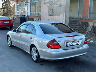 Mercedes E-Class foto 5