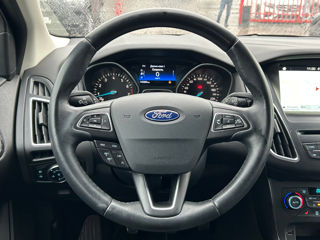 Ford Focus foto 12