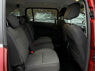 Ford Grand C-MAX foto 18