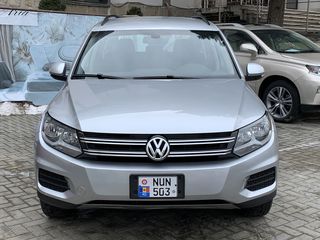 Volkswagen Tiguan foto 3