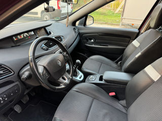 Renault Scenic foto 8