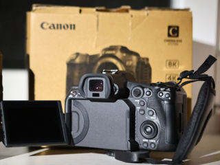 Canon R5c 8K
