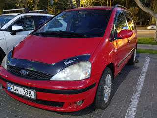 Ford Galaxy foto 2