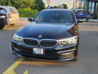 BMW 5 Series foto 10