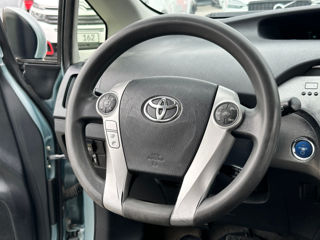 Toyota Prius foto 9