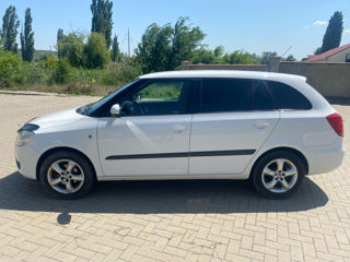 Skoda Fabia фото 2