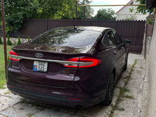 Ford Fusion foto 4