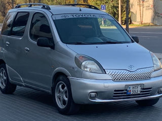 Toyota Yaris Verso