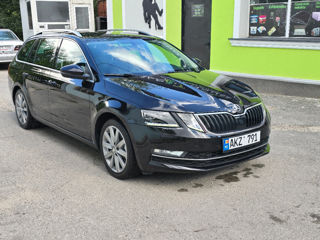 Skoda Octavia foto 1