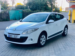 Renault Megane foto 2