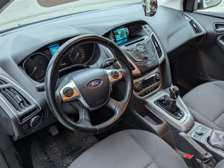 Ford Focus foto 8