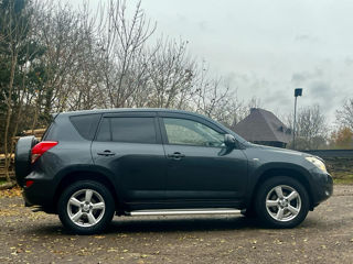 Toyota Rav 4 foto 7