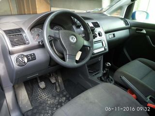 Volkswagen Touran foto 9