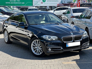 BMW 5 Series foto 1