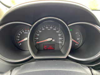 KIA Rio foto 9