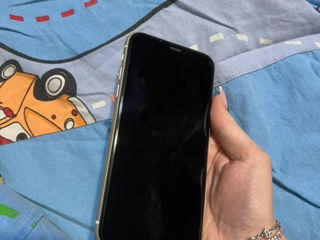 iPhone 11 64 gb foto 8