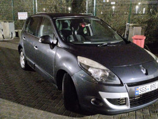 Renault Grand Scenic foto 8