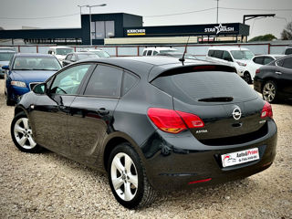 Opel Astra foto 4