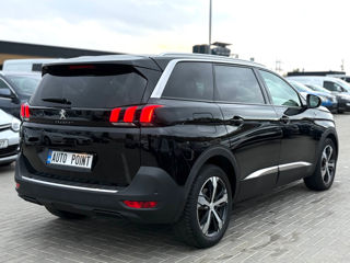 Peugeot 5008 foto 3