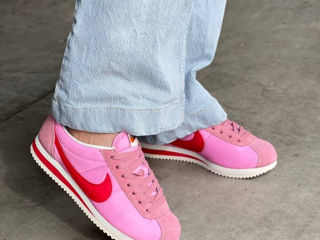 Nike Cortez Pink Women's foto 6