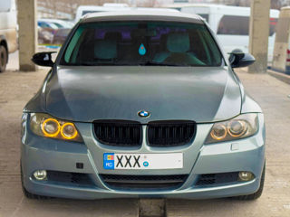 BMW 3 Series foto 2