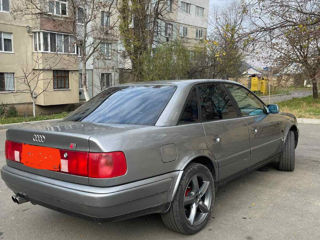 Audi 100 foto 5