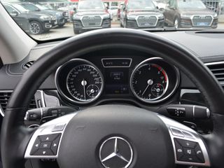 Mercedes GL-Class foto 8