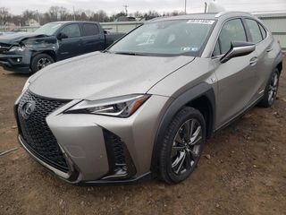 Lexus UX foto 1