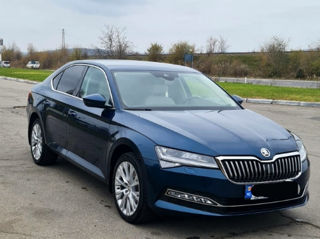 Skoda Superb foto 3