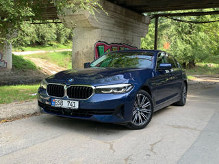 BMW 5 Series foto 1