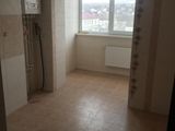 Vind apartament cu reparatie Ialoveni! foto 3