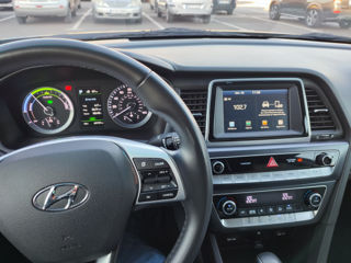 Hyundai Sonata фото 10