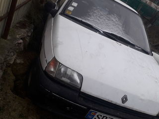 Vnd pese reno clio