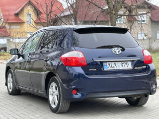 Toyota Auris foto 4