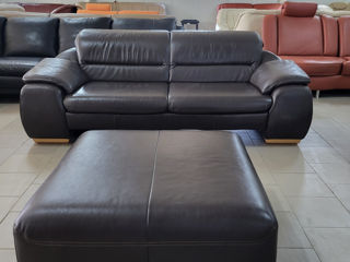 Kожаная мягкая мебель,диван + пуф.Германия.