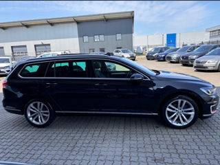 Volkswagen Passat foto 6