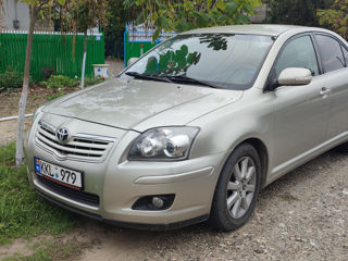 Toyota Avensis foto 5