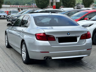 BMW 5 Series foto 3