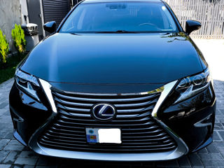 Lexus ES Series