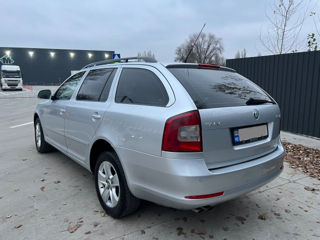 Skoda Octavia foto 4