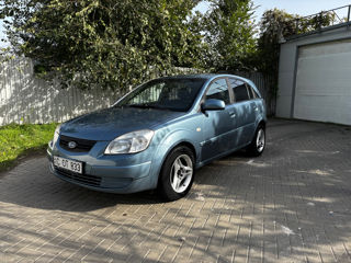 KIA Rio foto 1