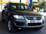 Volkswagen Touareg foto 9