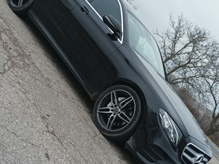 Mercedes E-Class foto 7