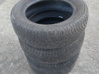 Se vinde 4 anvelope michelin r 15 195/60 pret 699lei 4 buc Urgent