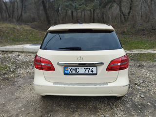 Mercedes B-Class foto 4