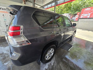 Toyota Land Cruiser Prado foto 5