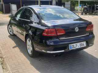 Volkswagen Passat foto 2