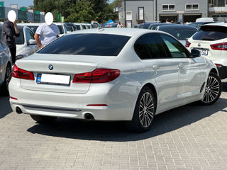 BMW 5 Series foto 4