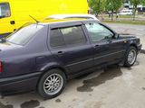 Volkswagen Vento foto 1