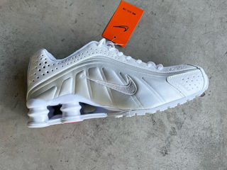 Nike Shox R4 White